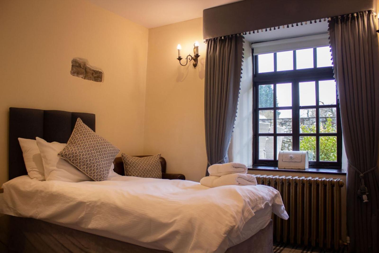 Pencoed House Estate Pensionat Cardiff Eksteriør billede